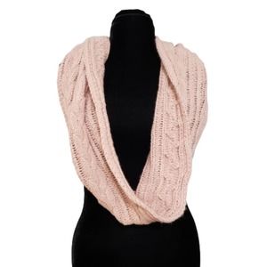 NWT Aeropostale Blush Pink Chunky Knit Warm Infinity Scarf 26" x 11"